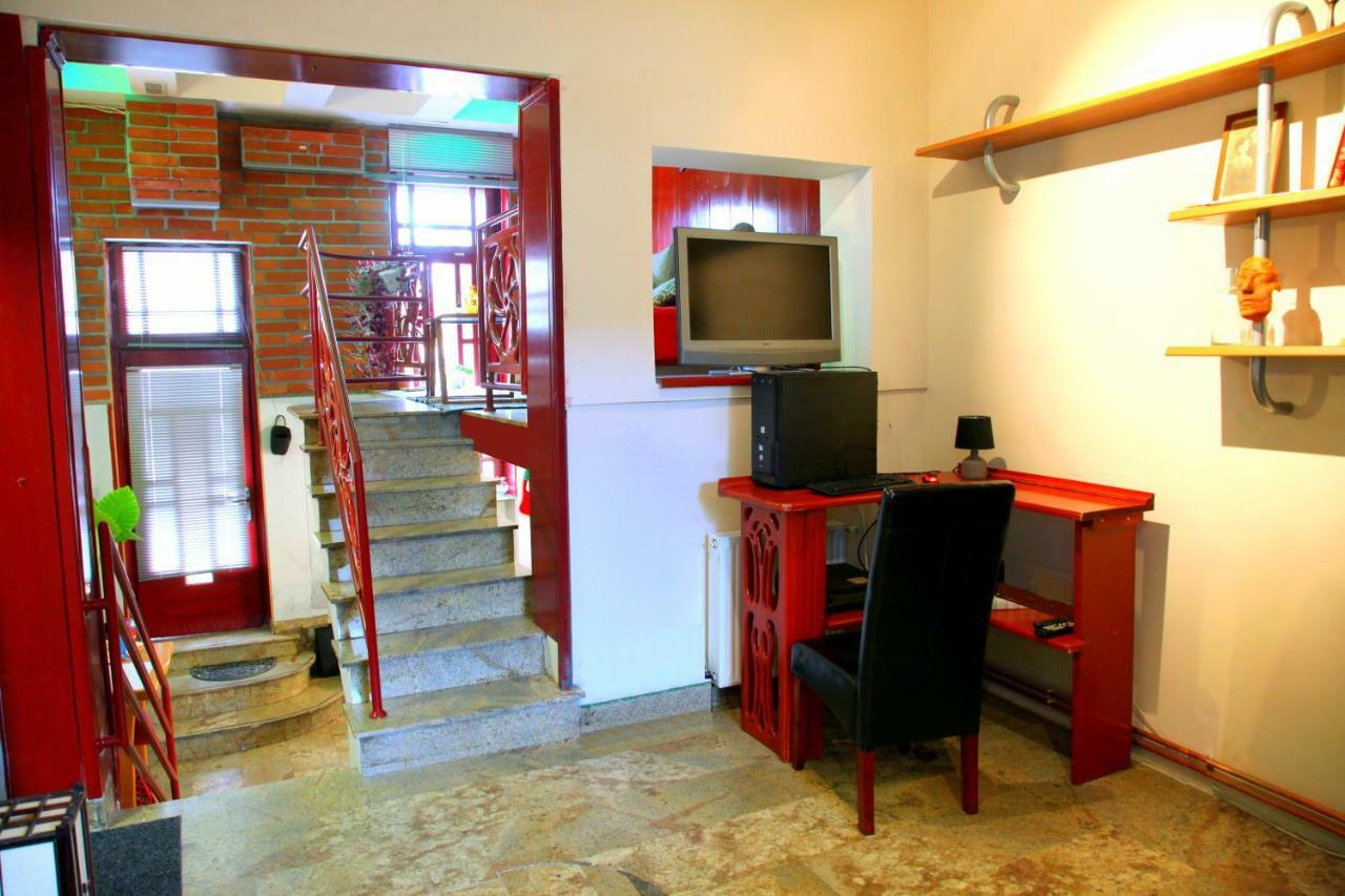 Studio Apartman - Park - Osijek Exterior photo